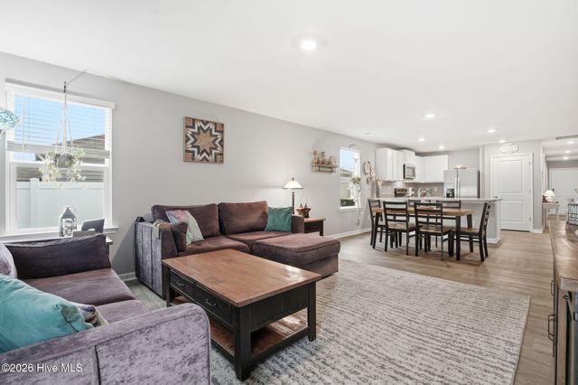 1804 Willowtree Court SE, Bolivia, NC 28422