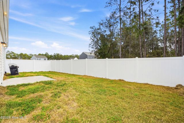 1804 Willowtree Court SE, Bolivia, NC 28422