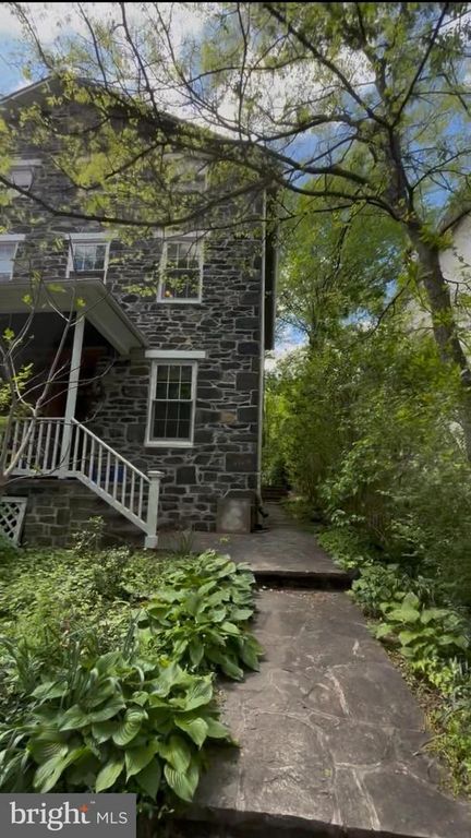 3456 SENECA ST, Baltimore, MD 21211