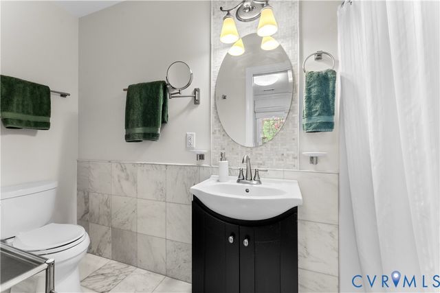 606 Westham Woods Dr, Henrico, VA 23229