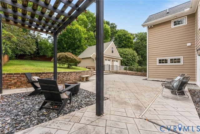 606 Westham Woods Dr, Henrico, VA 23229