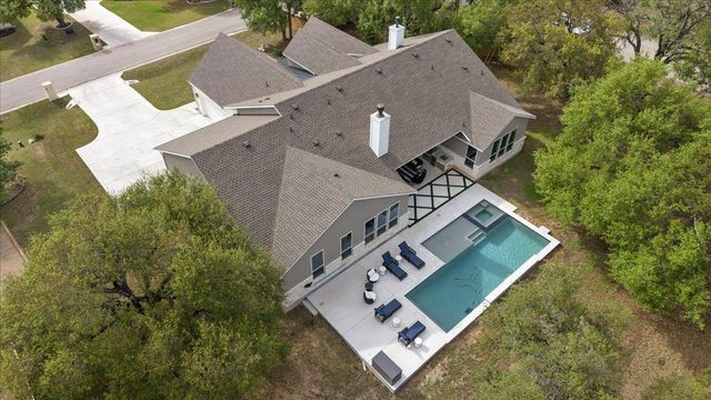 101 Onion Creek LN, Driftwood, TX 78619