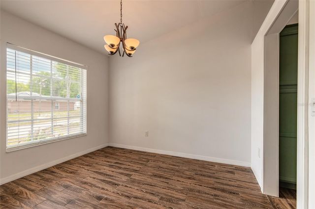 1031 E WALTS AVENUE, Deland, FL 32724