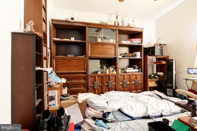 2040 HAMILTON AVE, Atlantic City, NJ 08401