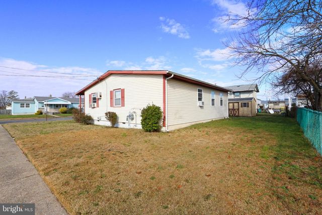 2040 HAMILTON AVE, Atlantic City, NJ 08401