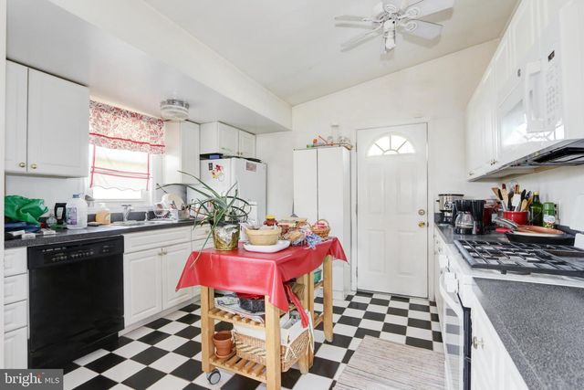 2040 HAMILTON AVE, Atlantic City, NJ 08401