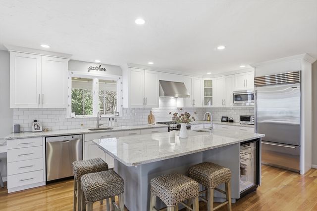272 West Main Street, Westborough, MA 01581