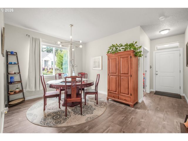 14446 Se GARLAND Ln, Milwaukie, OR 97267