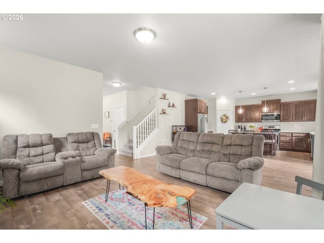 14446 Se GARLAND Ln, Milwaukie, OR 97267
