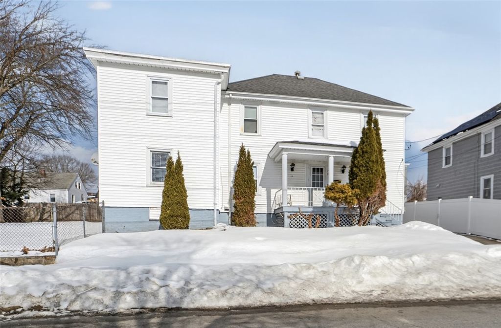 79 Chestnut Hill Avenue, Cranston, RI 02920