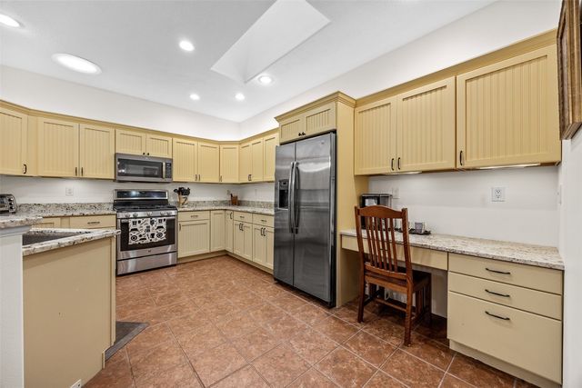 4020 Riverview Lane NE, Iowa City, IA 52240