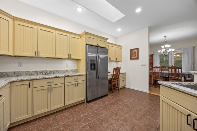 4020 Riverview Lane NE, Iowa City, IA 52240
