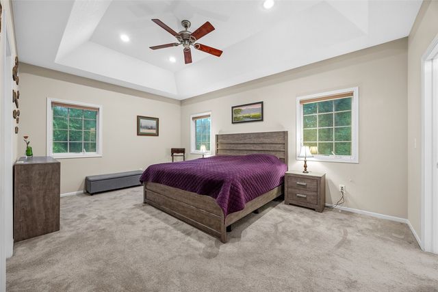 4020 Riverview Lane NE, Iowa City, IA 52240
