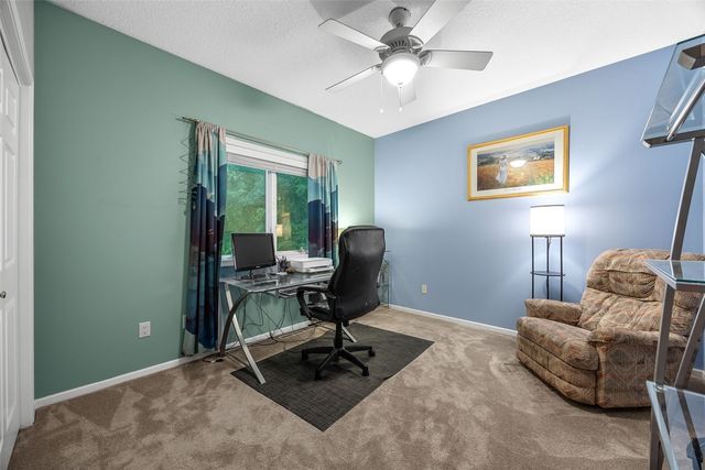 4020 Riverview Lane NE, Iowa City, IA 52240