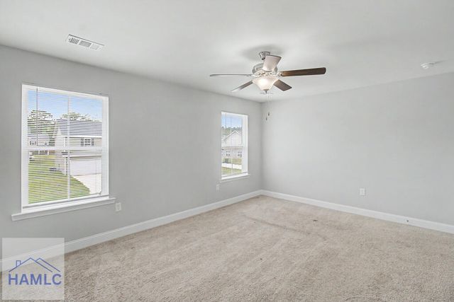 702 Mill Creek Circle, Hinesville, GA 31313