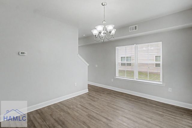 702 Mill Creek Circle, Hinesville, GA 31313