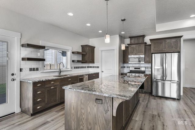 20139 Carbondale Ave, Caldwell, ID 83605