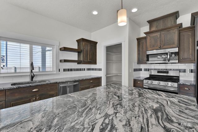 20139 Carbondale Ave, Caldwell, ID 83605