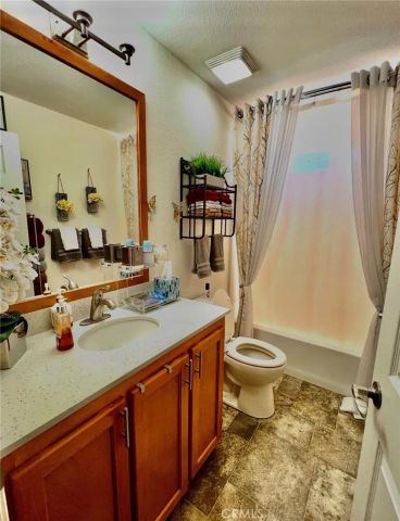 3595 Santa Fe 26, Long Beach, CA 90810