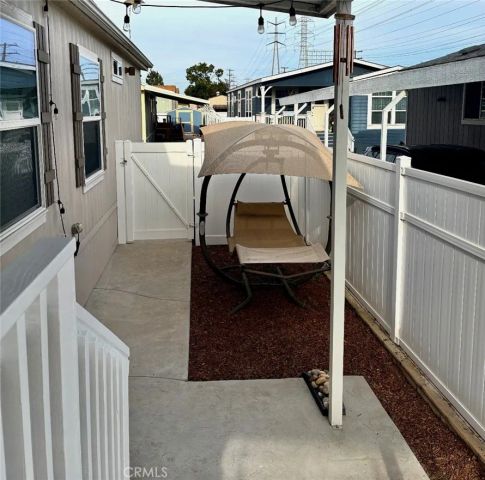 3595 Santa Fe 26, Long Beach, CA 90810