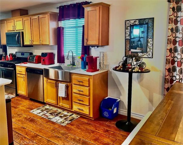 3595 Santa Fe 26, Long Beach, CA 90810