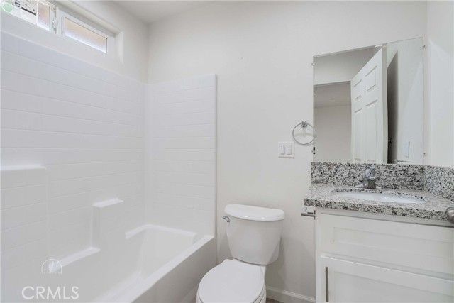 727 Knotts, Bakersfield, CA 93305