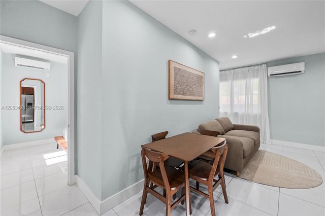 3134 Carter St, Miami, FL 33133