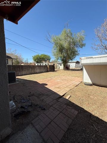 1905 E 8th Street, Pueblo, CO 81001