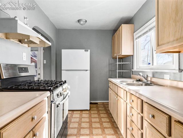 1905 E 8th Street, Pueblo, CO 81001