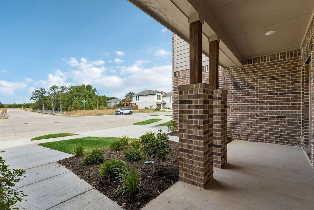 513-515 S Mockingbird Lane, Denton, TX 76205 — photo 4