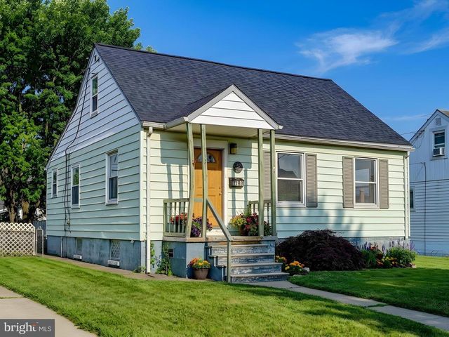 1700 LESLIE RD, Dundalk, MD 21222