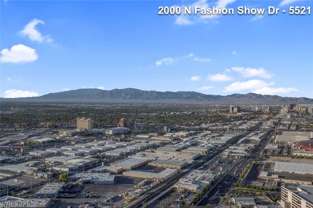 2000 FASHION SHOW Drive 5521, Las Vegas, NV 89109
