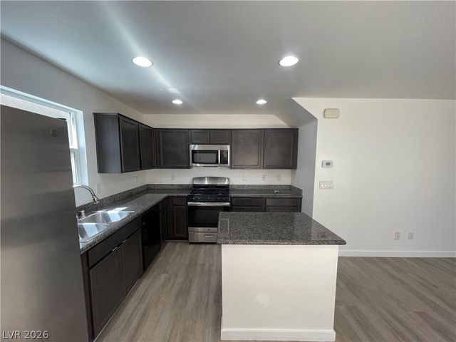 3667 Via Alamo Avenue, Las Vegas, NV 89115