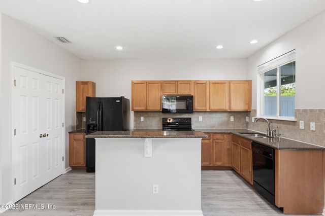 2307 SUNSET BLUFF Drive, Jacksonville, FL 32216