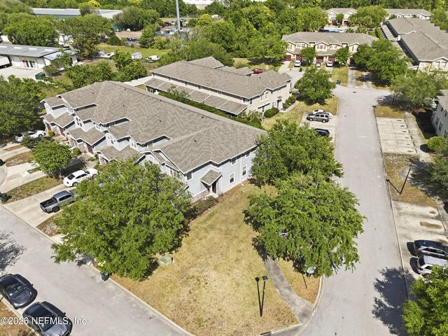 2307 SUNSET BLUFF Drive, Jacksonville, FL 32216