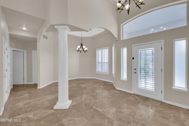 6469 CALLE VISTA Drive, El Paso, TX 79912