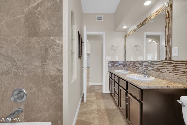 6469 CALLE VISTA Drive, El Paso, TX 79912