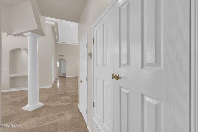 6469 CALLE VISTA Drive, El Paso, TX 79912