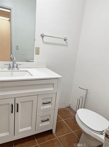855 W 2nd, Pomona, CA 91766