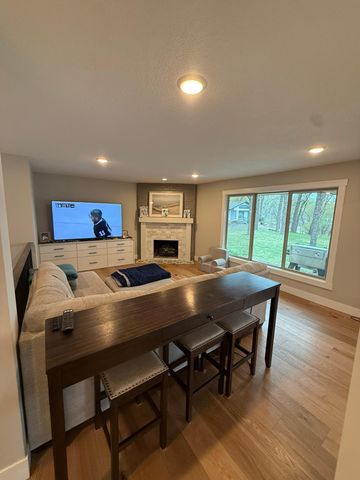 4471 Manitou Road, Excelsior, MN 55331