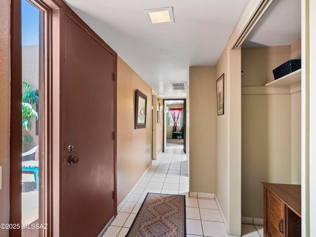 348 E Paseo Azul, Green Valley, AZ 85614