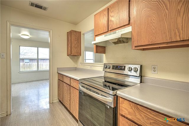 1319 N 12th Street, Temple, TX 76501