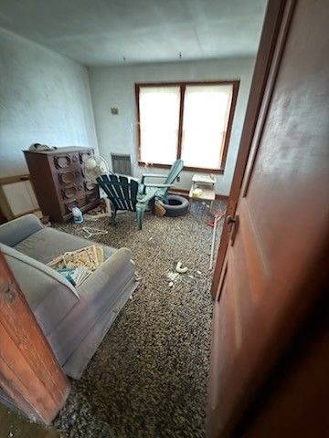 60 W Walnut St, Erin, TN 37061