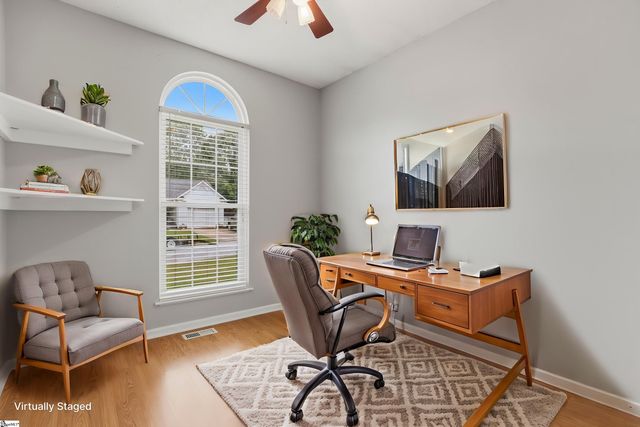 206 Autumnwood Way, Simpsonville, SC 29681