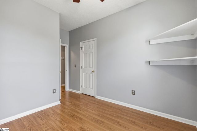 206 Autumnwood Way, Simpsonville, SC 29681