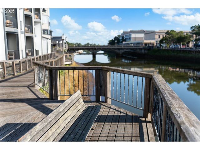 2316 BEACH Dr 154, Seaside, OR 97138