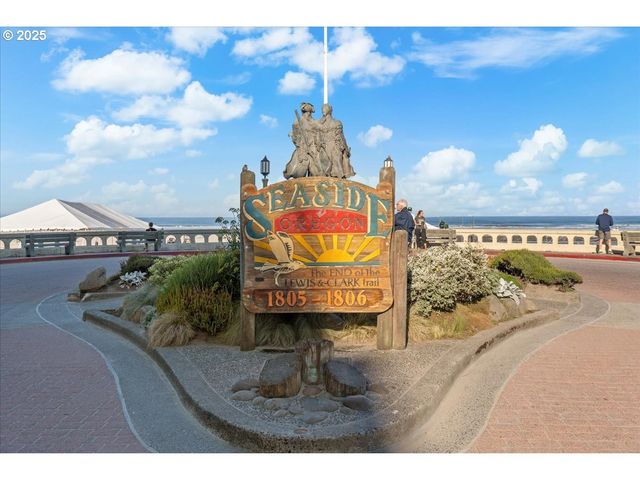 2316 BEACH Dr 154, Seaside, OR 97138