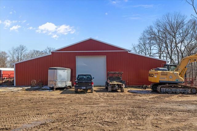1429 Hunley Branch Rd, Charlotte, TN 37036