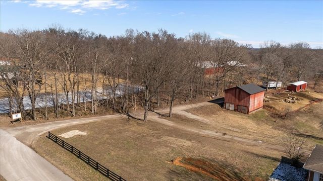 1429 Hunley Branch Rd, Charlotte, TN 37036