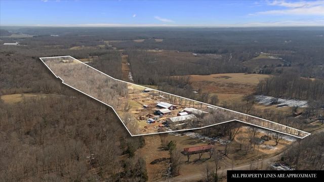 1429 Hunley Branch Rd, Charlotte, TN 37036